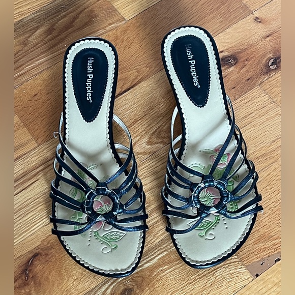 🌴 Hush Puppies Black 2” Heel Sandals - Picture 12 of 14
